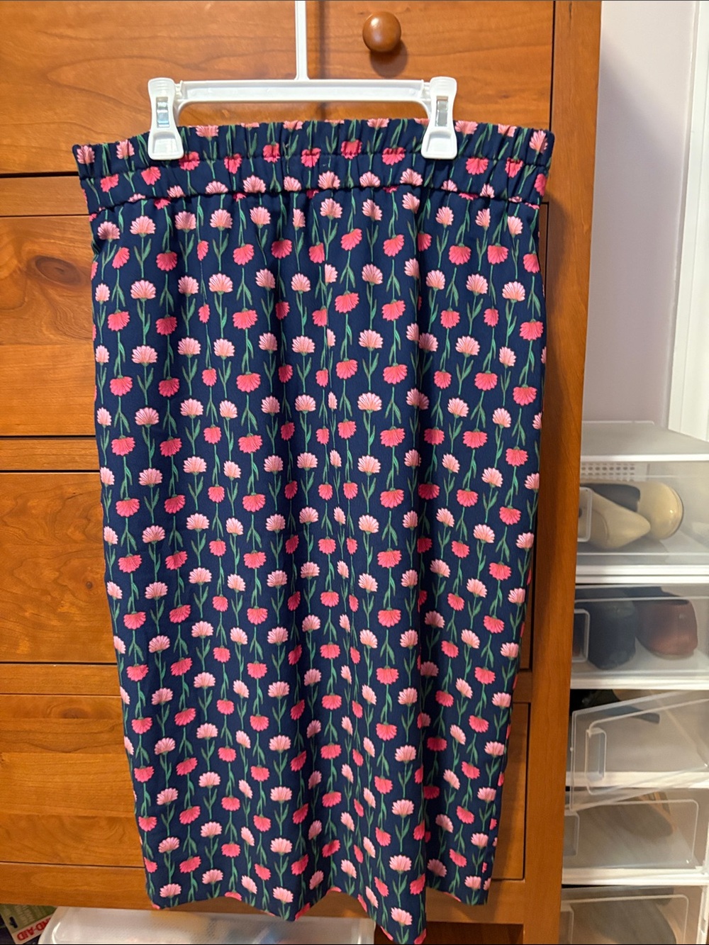 Jcrew like new!  lWomen's Navy Floral Midi Skirt - Pink Blossom Print